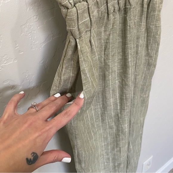 Romeo & Juliet Couture Linen Blend Olive Green Pinstripe Jumpsuit Size S NWT - Picture 7 of 10